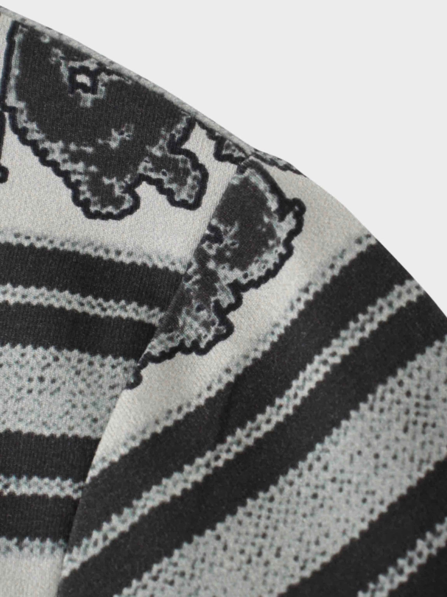 Printed Modal Turtleneck-Paisley Grey-4