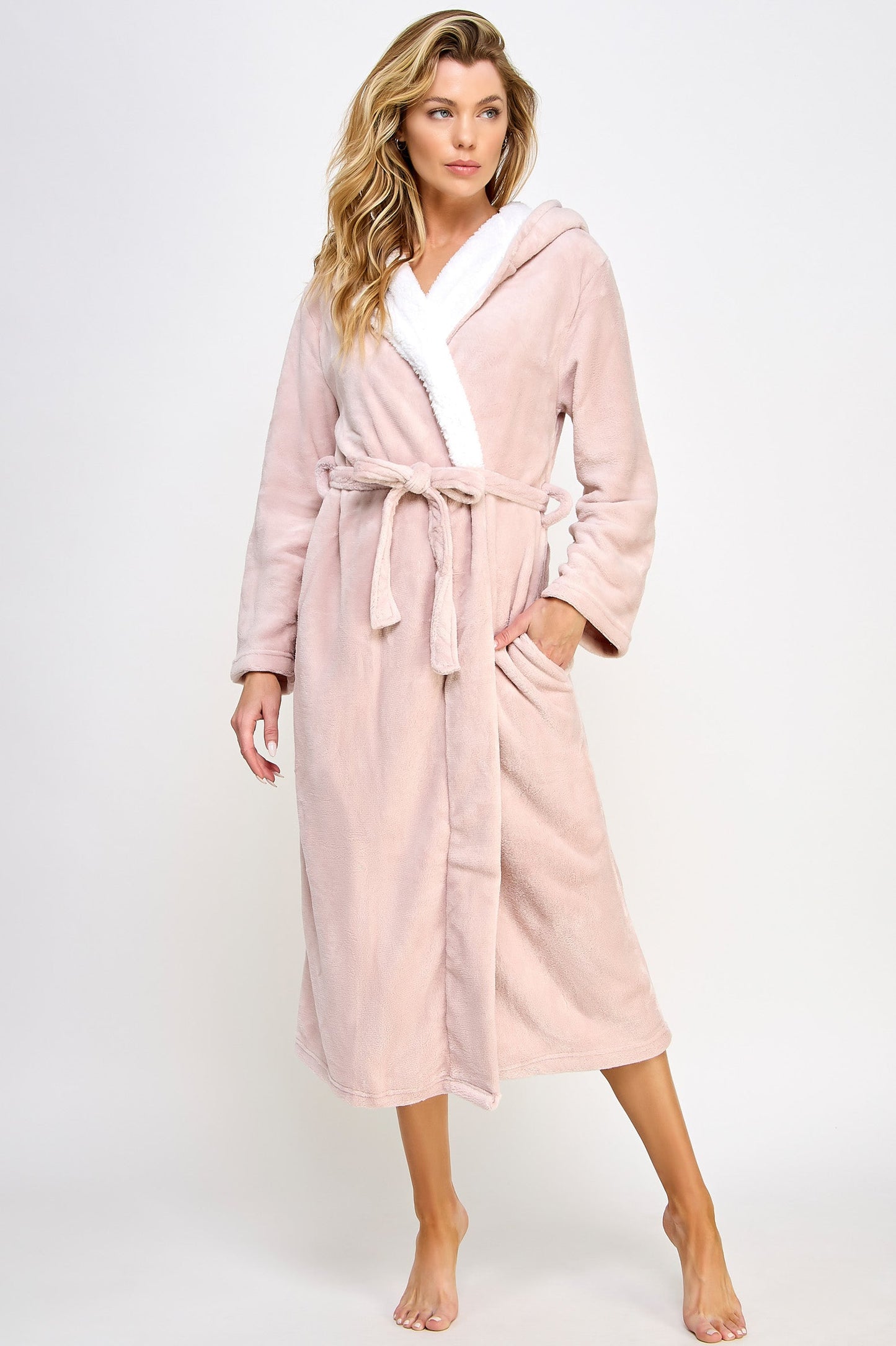 1818 Janette Robe-3