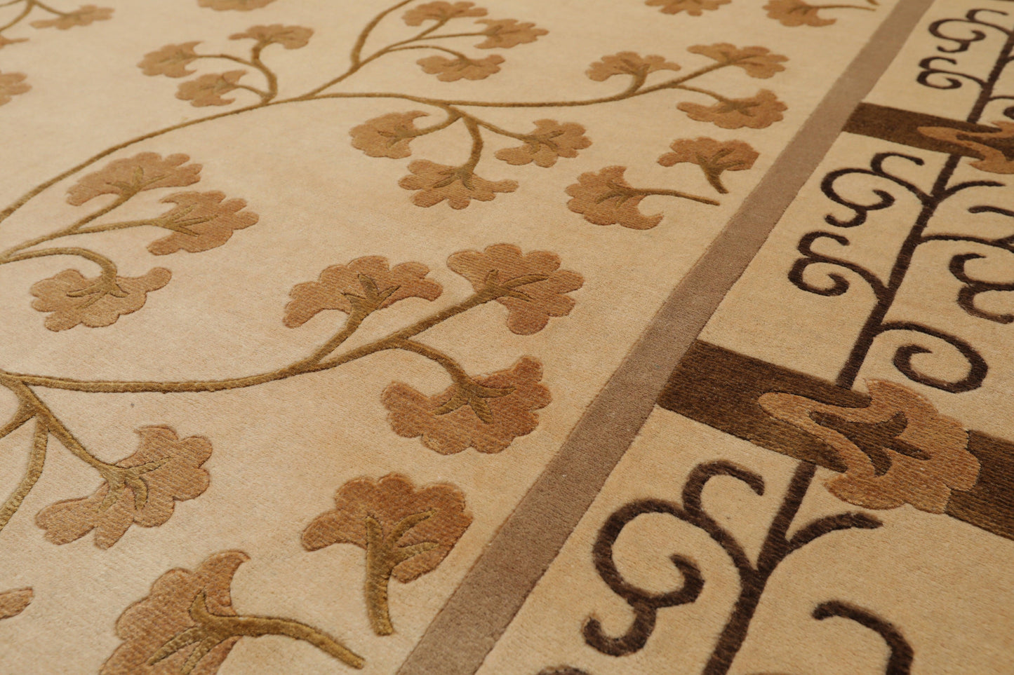 8' x 11'3" Hand Knotted Wool & Silk Euro Style 200 KPSI Tibetan Area Rug Beige-4