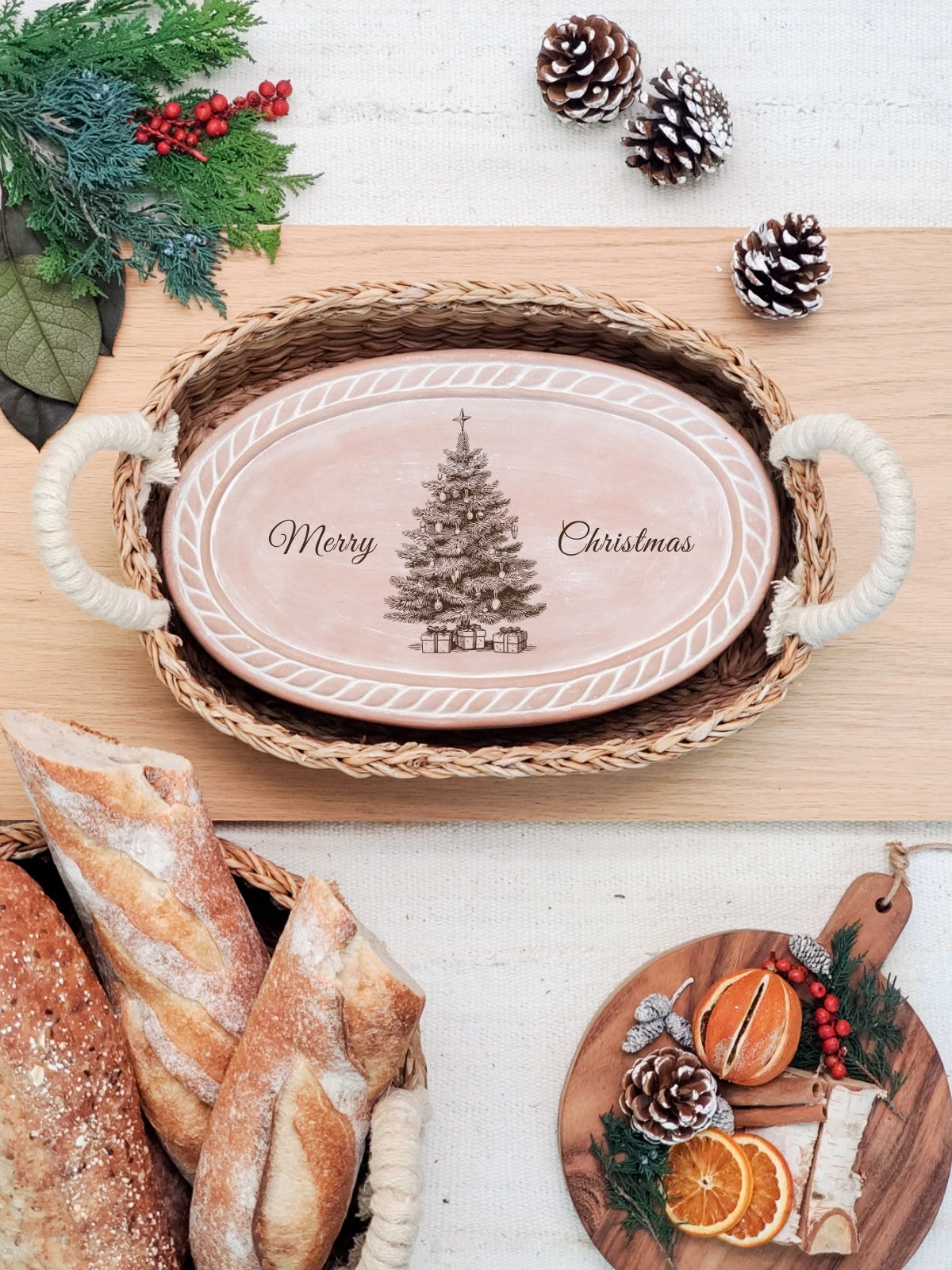 Bread Warmer & Basket - Christmas Tree Oval-2