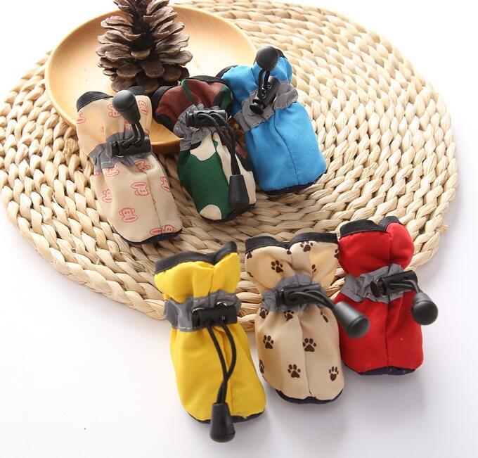 Stylish Paws: Trendy Tarpaulin Dog Shoes With A Unique Design-4