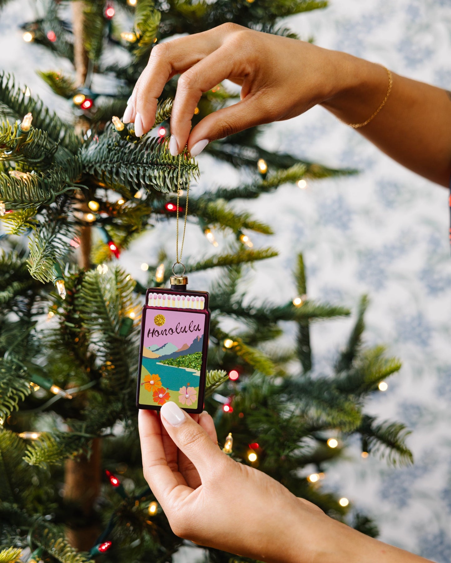 Matchbook Ornament - Honolulu-3