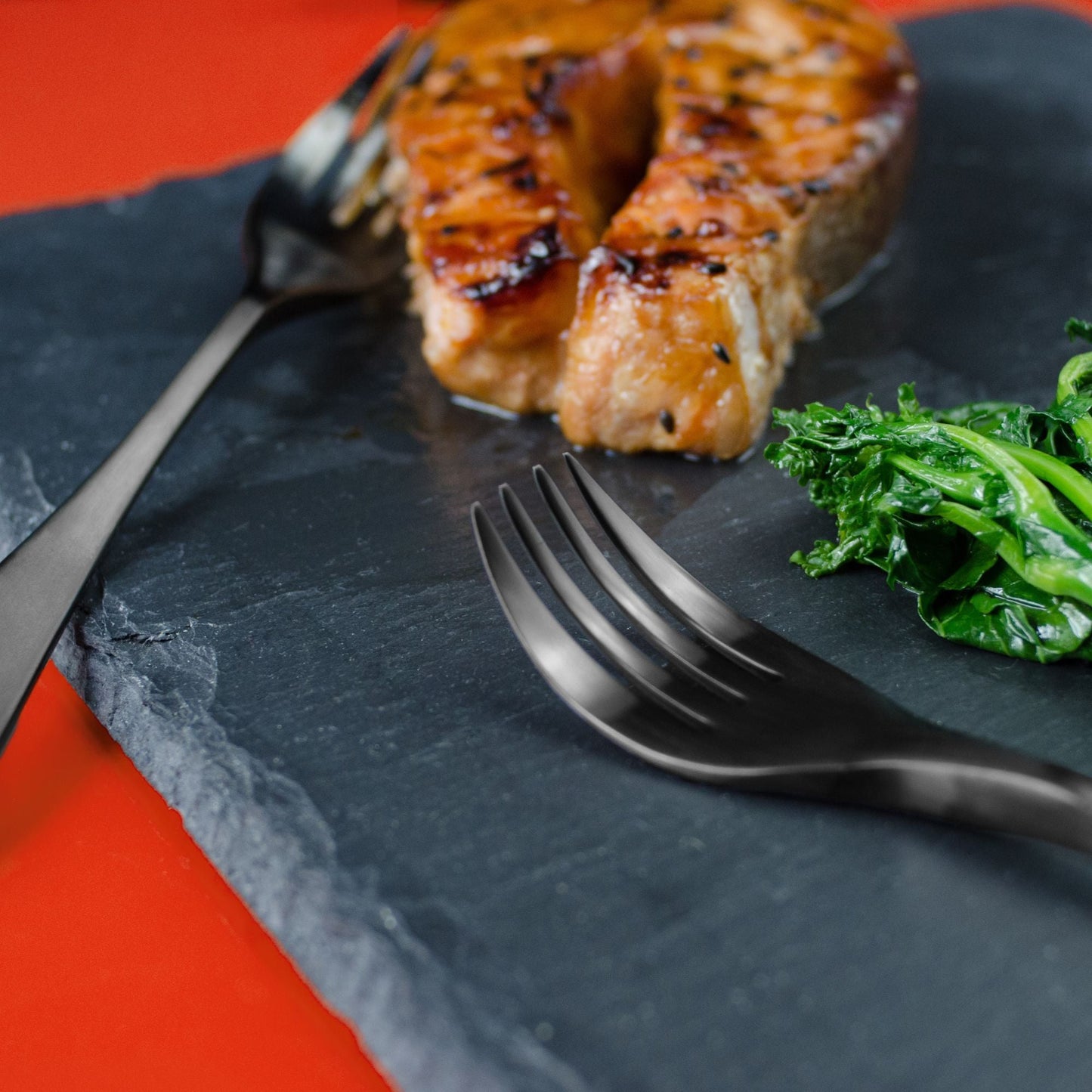 KNORK Coated 5-Piece Place Set, Matte Black-4