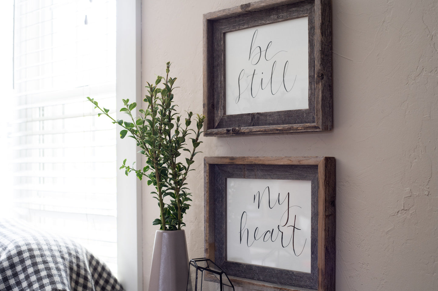 11" x 17" Gray Solid Wood Hanging Picture Frame-3