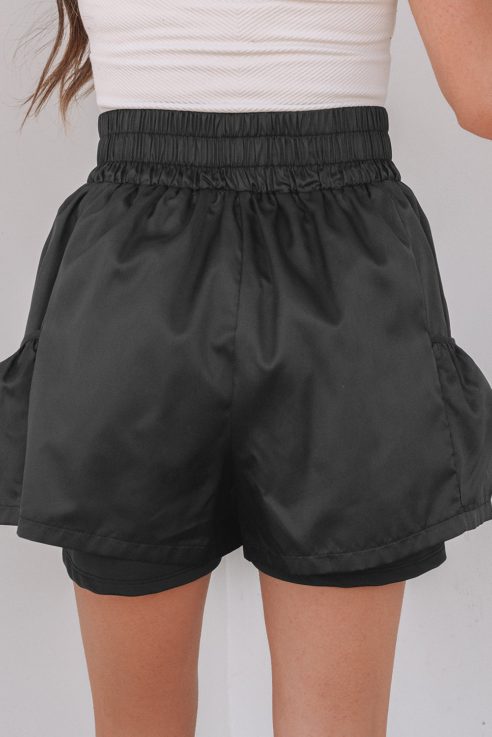 Maxine Elastic High Waist Pocketed Casual Shorts-1
