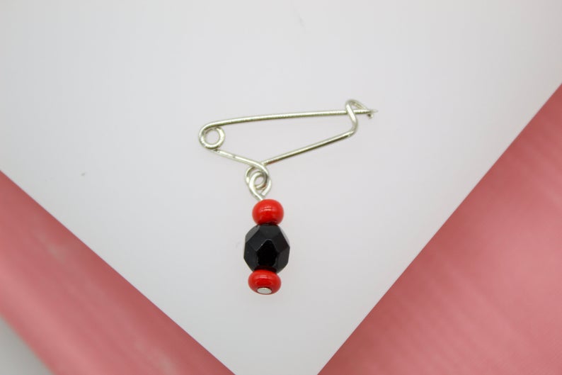 18K Gold Filled Azabache Red And Black Bead Pin-3