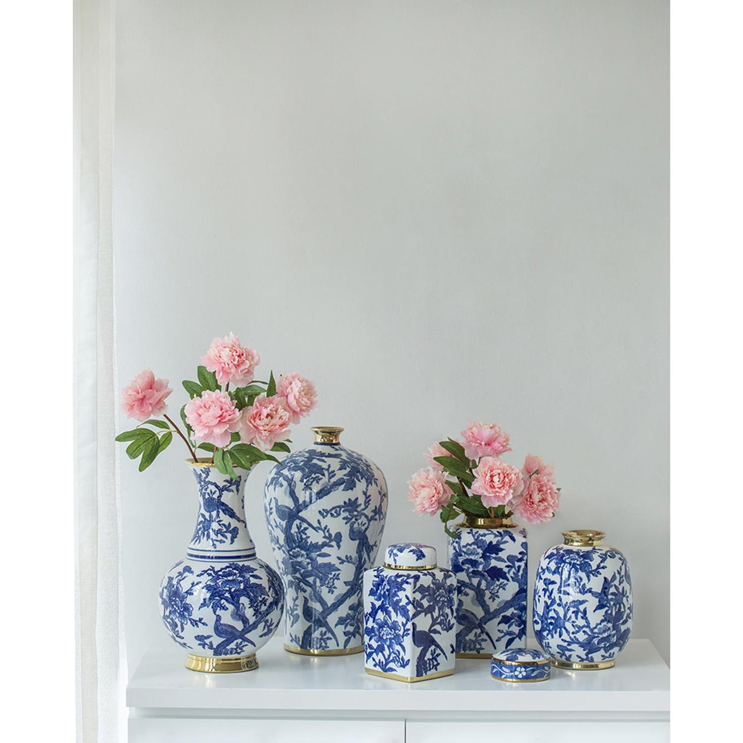 11" Blue And White Floral Round Porcelain Table Vase-5
