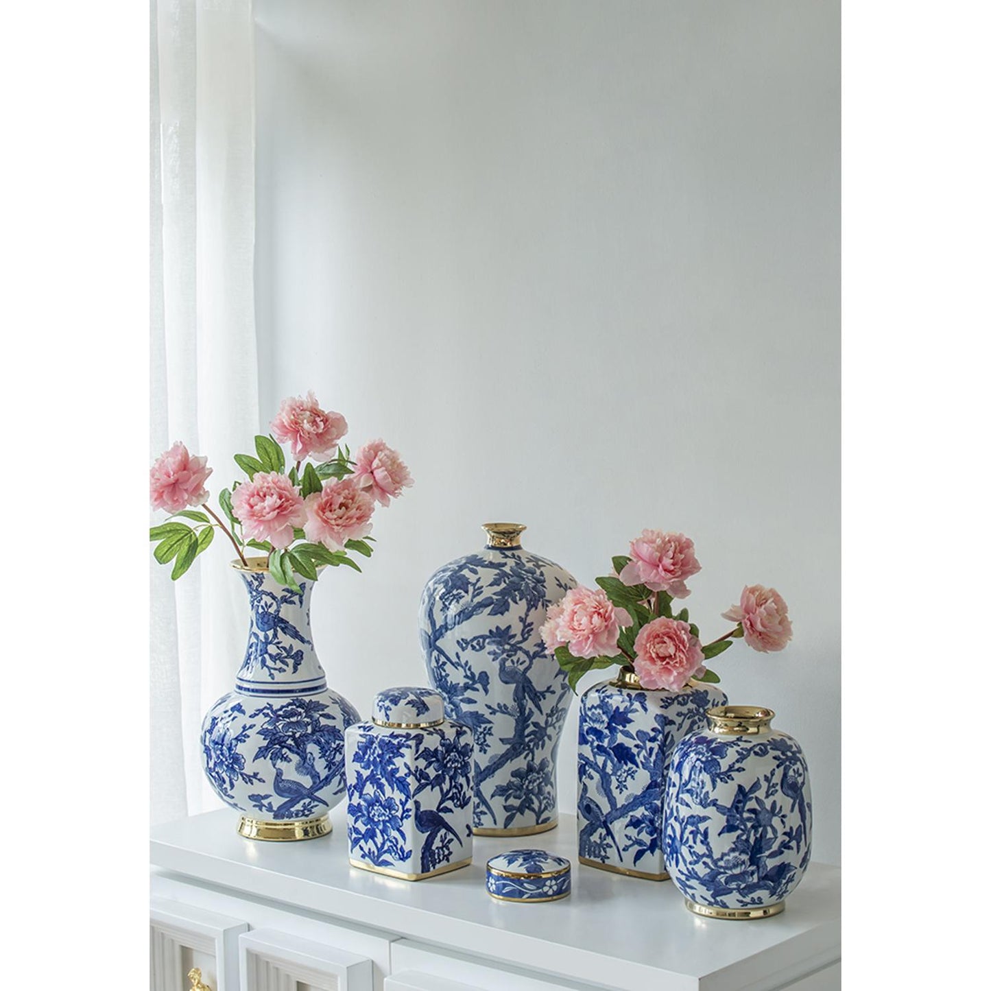 11" Blue And White Floral Round Porcelain Table Vase-4