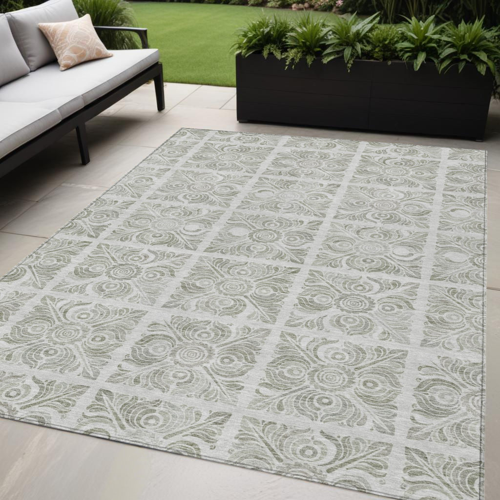 5' X 8' Taupe Beige And Tan Medallion Washable Indoor Outdoor Area Rug-0