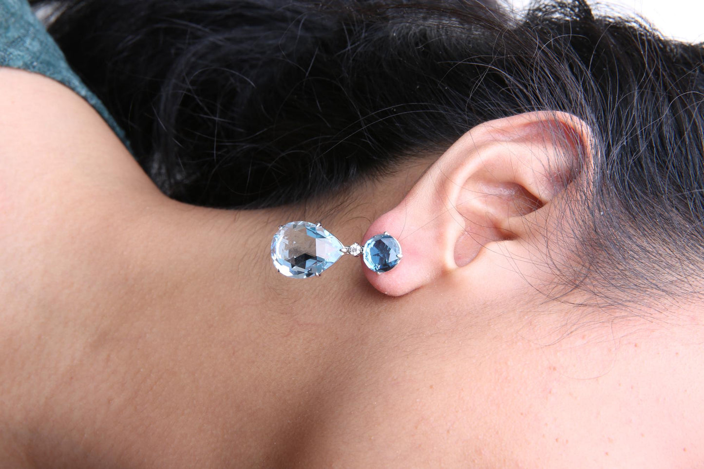 18K White Gold 1/5 Cttw Diamond with Round London Blue Topaz and 20 x 15mm Pear Cut Sky Blue Topaz Gemstone Dangle Earring (G-H Color, SI1-SI2 Clarity)-3