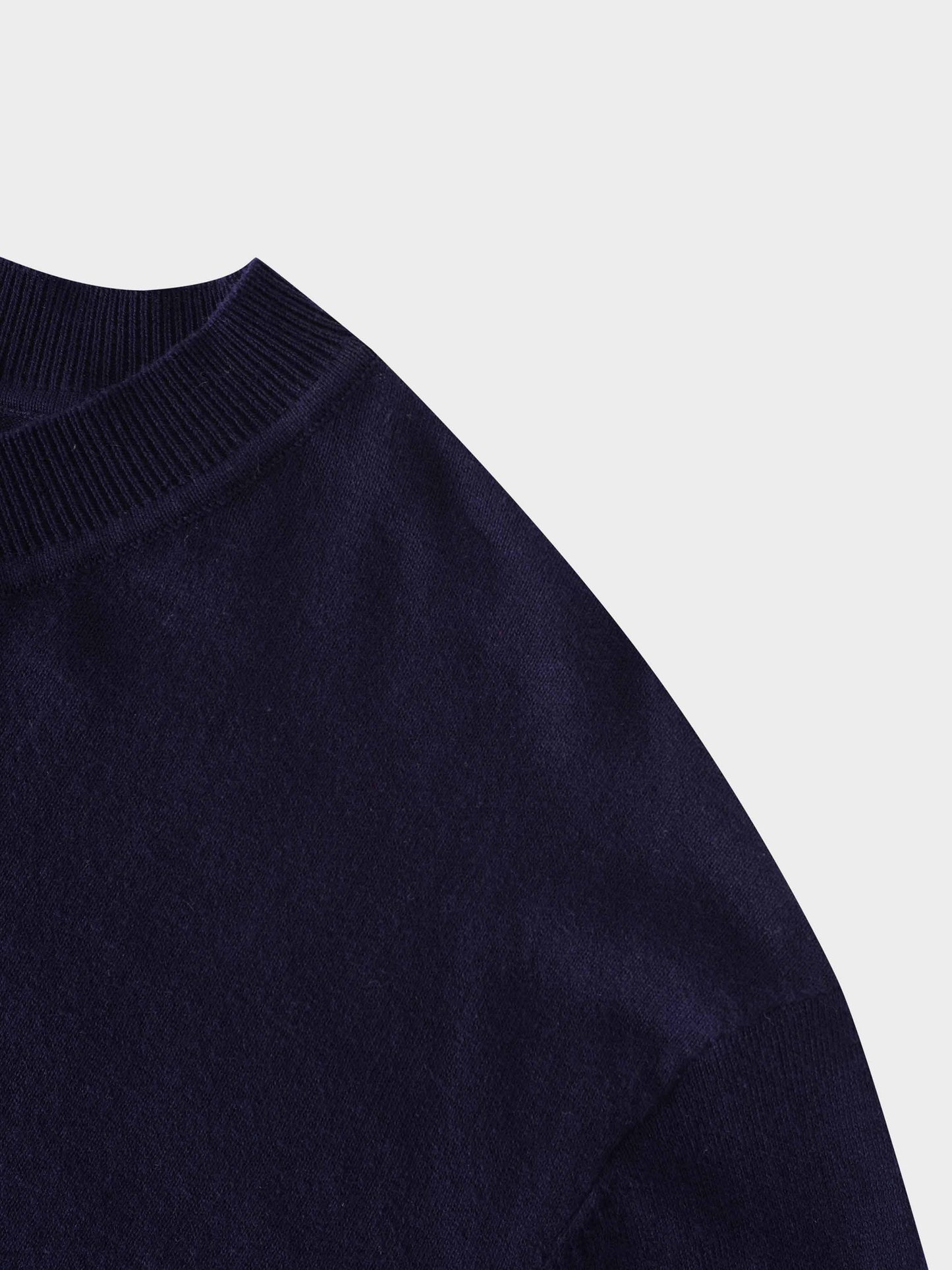 High V Lightweight Sweater-Navy-3