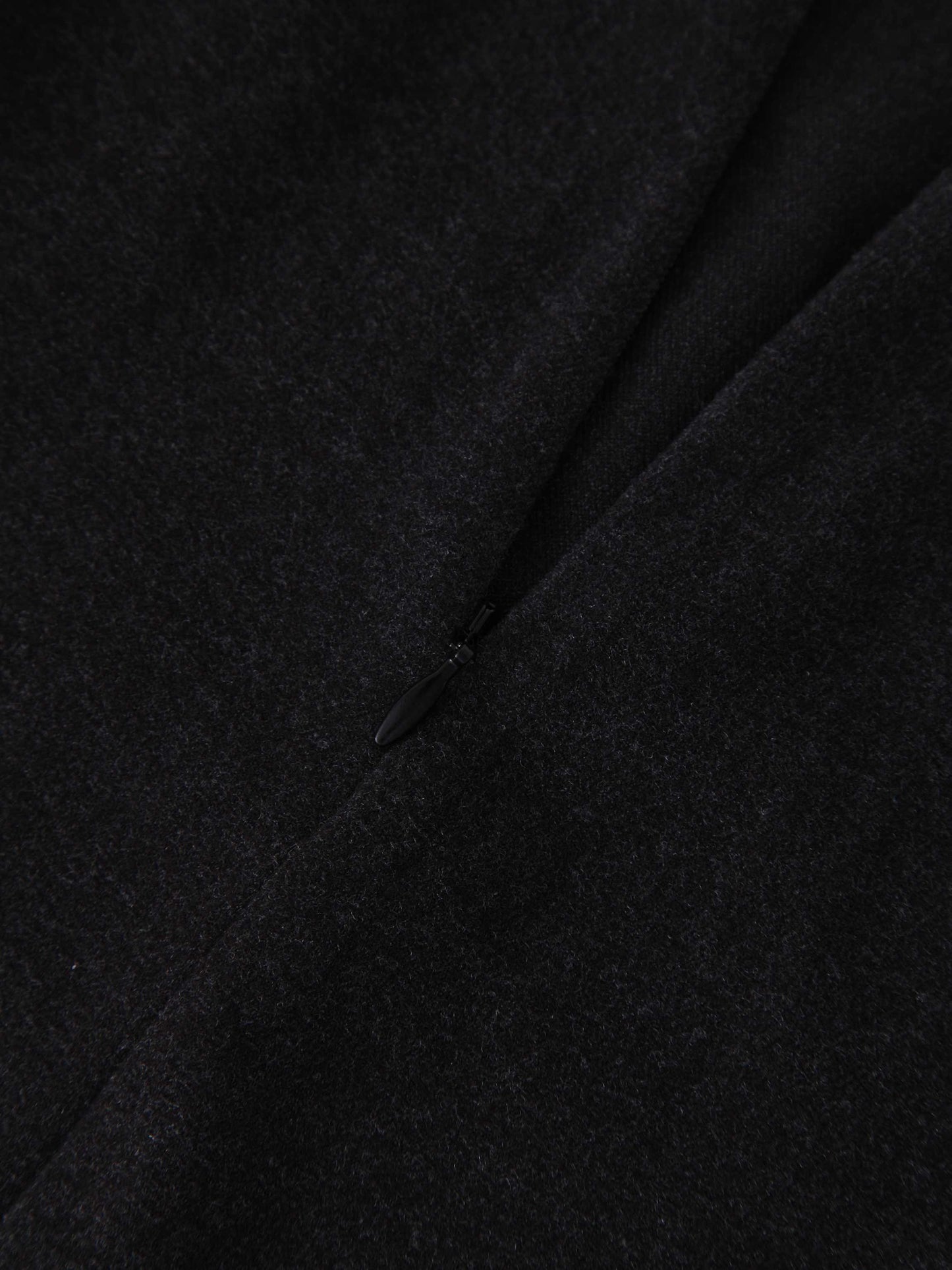 Pin Closure Wrap Skirt-Black-3