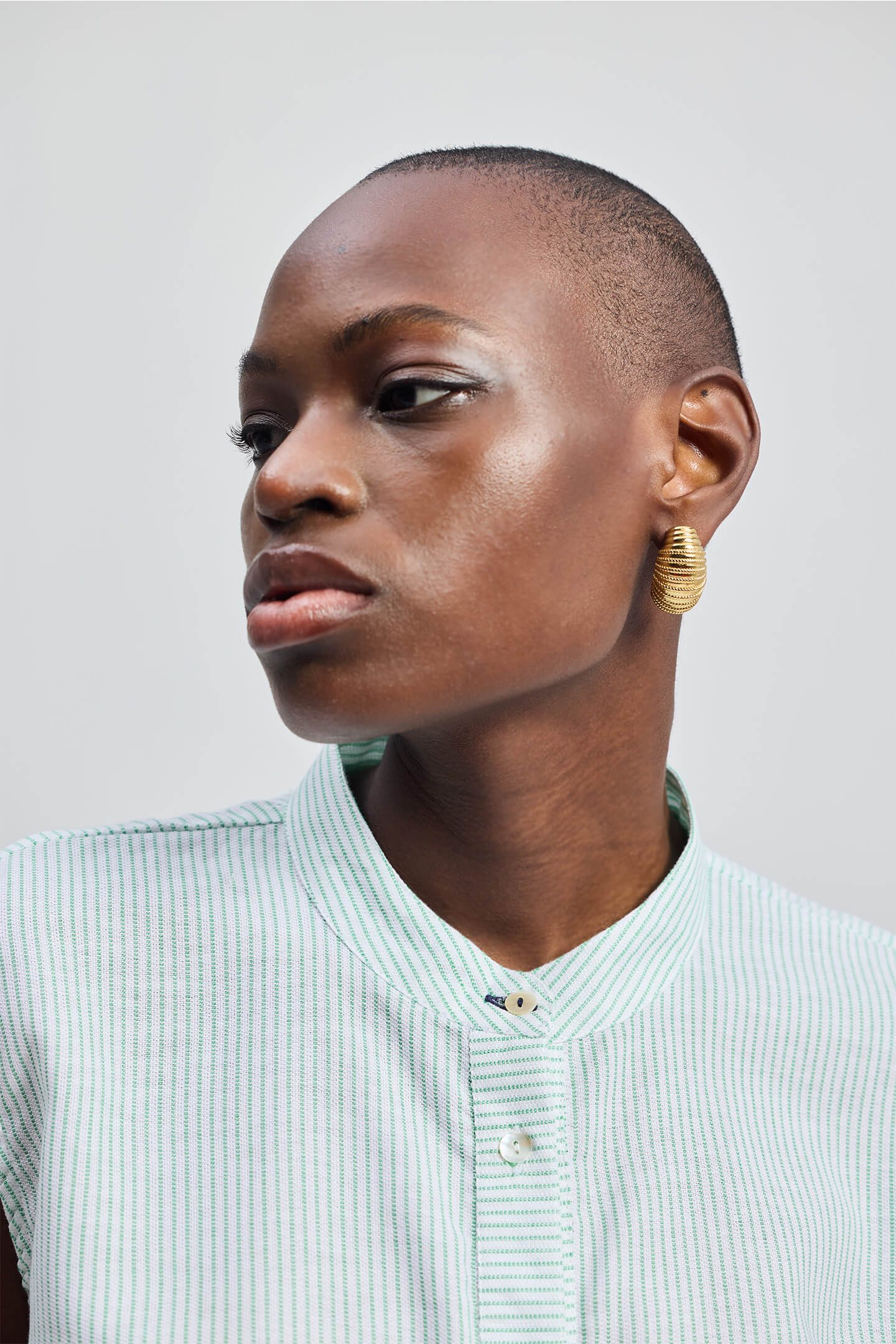 Button-down Shirt with Waist Drawstring in Stripes-4