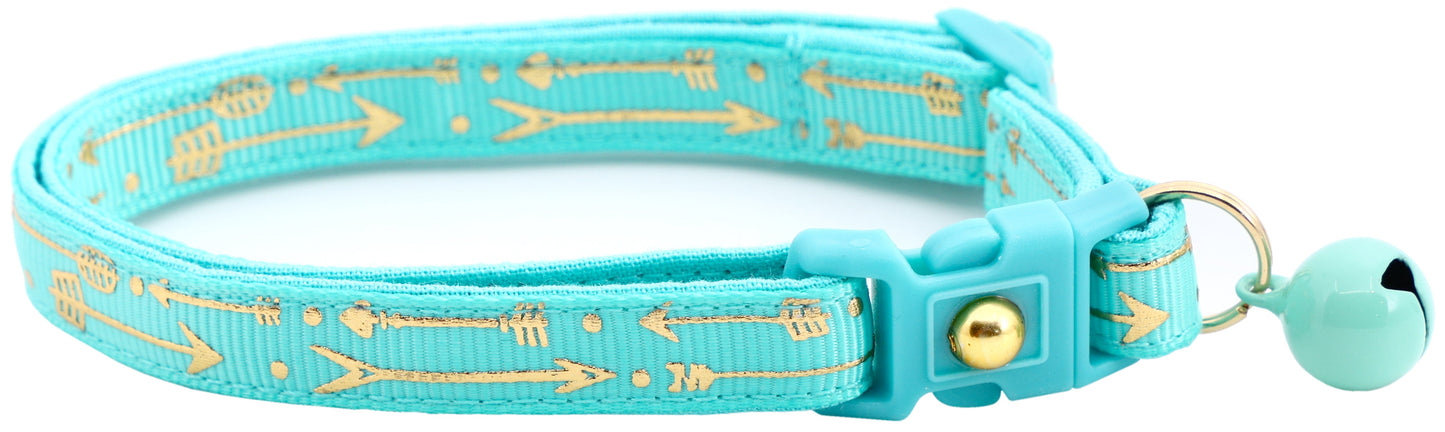 Metallic Gold Arrows Breakaway Cat Collar-12