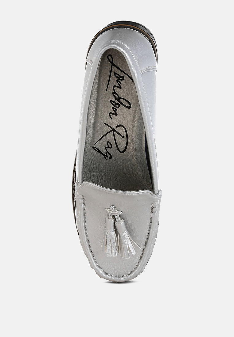Larana Metallic Tassel Detail Loafers-3