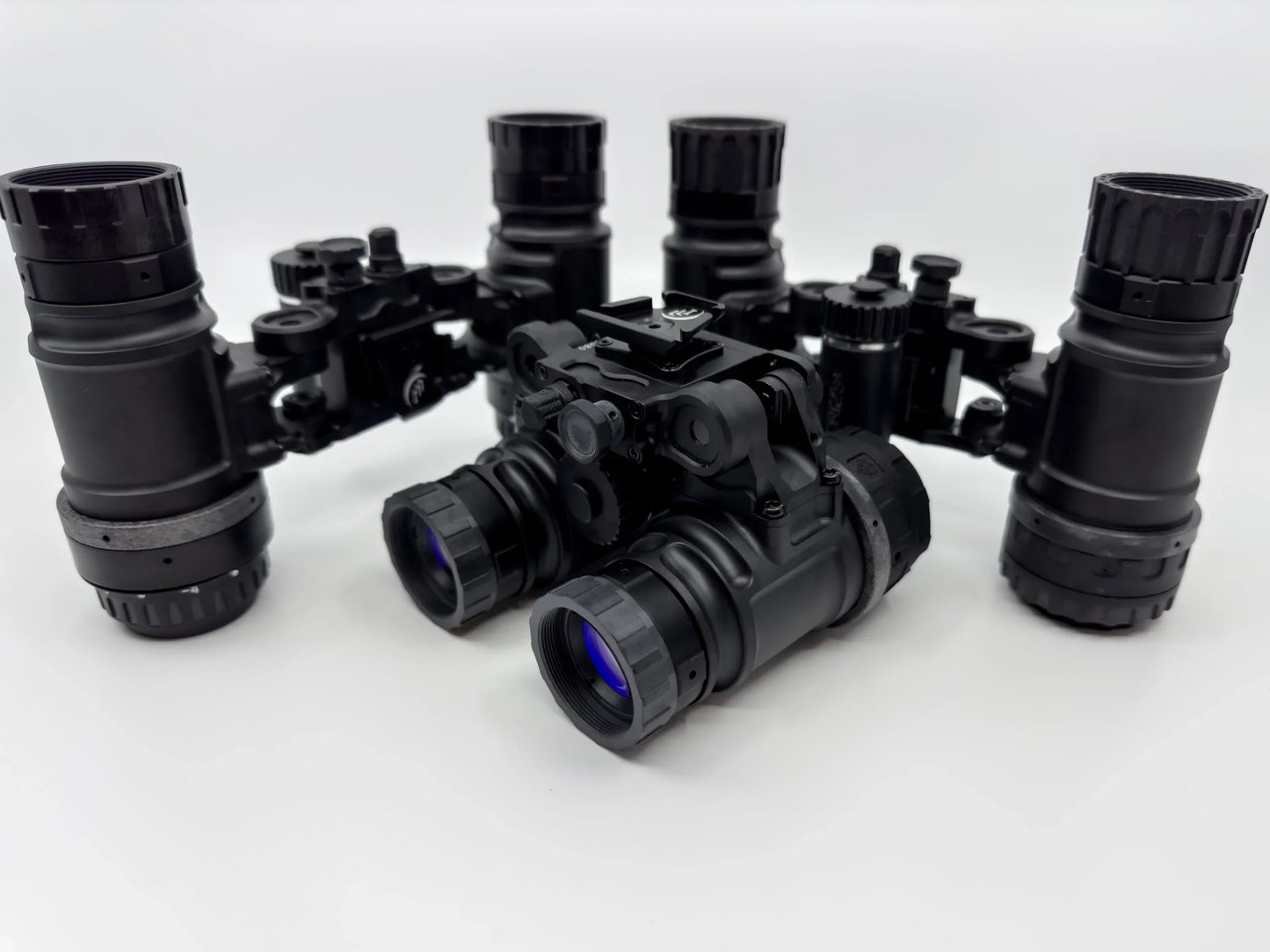 Low Light Innovations MH-1 Manual Gain Articulating Night Vision Goggle - BLACK-2