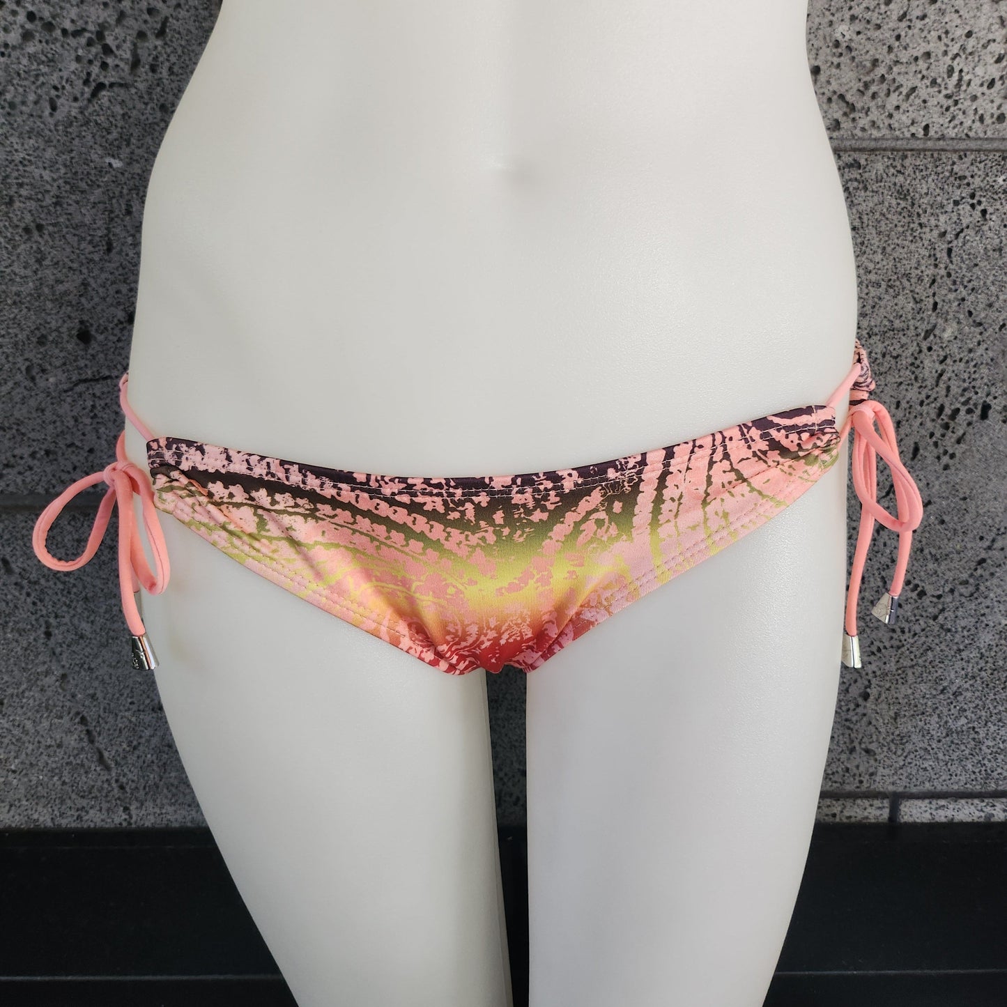 Loco Boutique Bandana Keyhole Gather-1