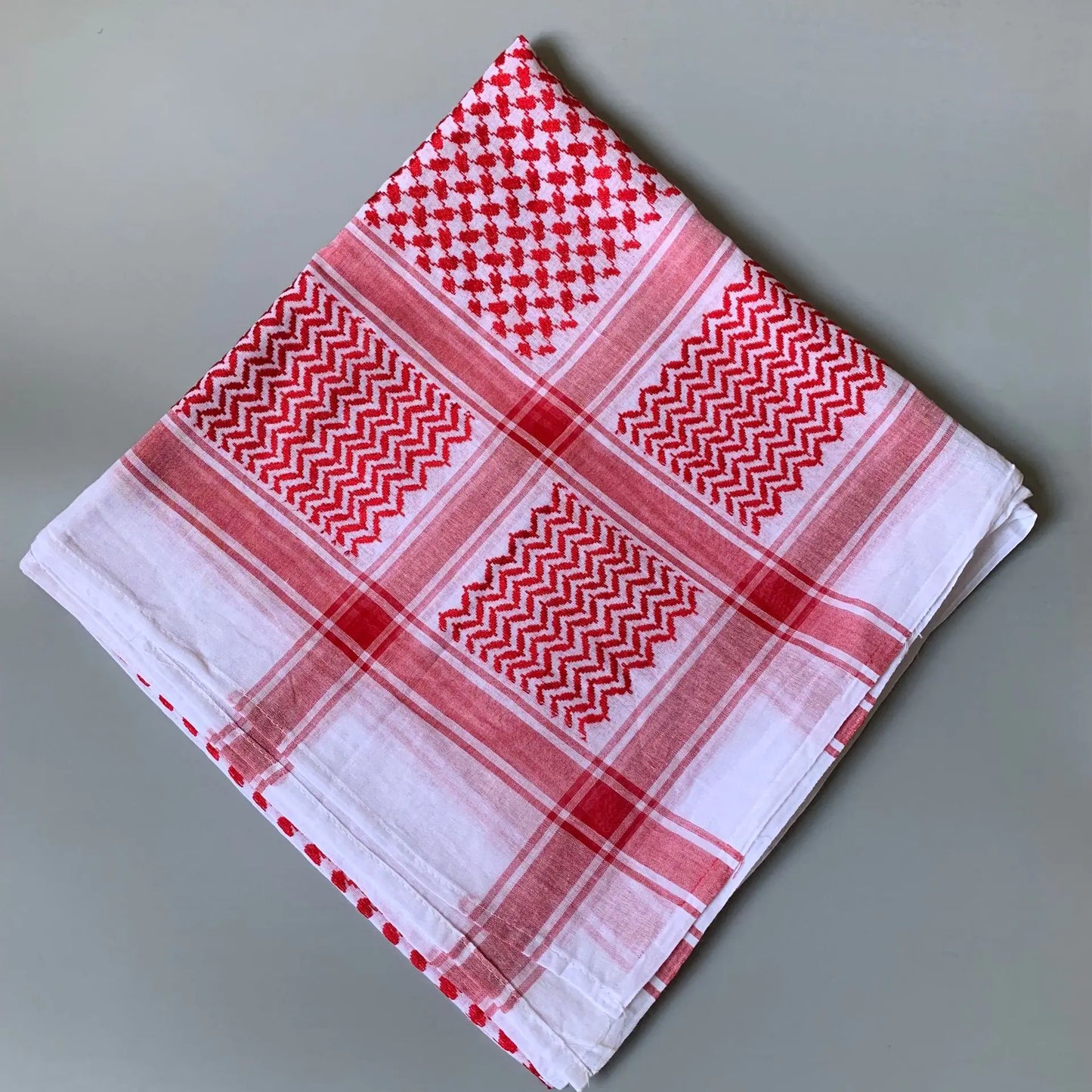 Men's Arab Headscarf for UAE Travel and Fashion