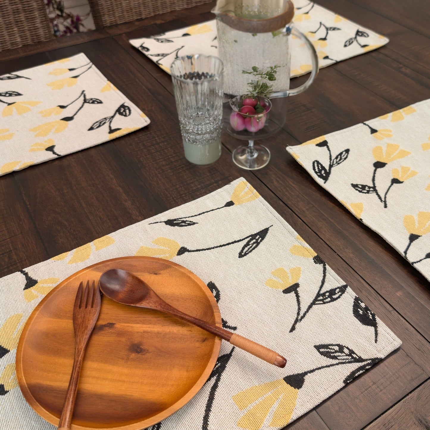 DaDa Bedding Set of 4-Pieces Sunshine Yellow Fleur Spring Tapestry Dining Table Placemats 13” x 19” (18112)-4