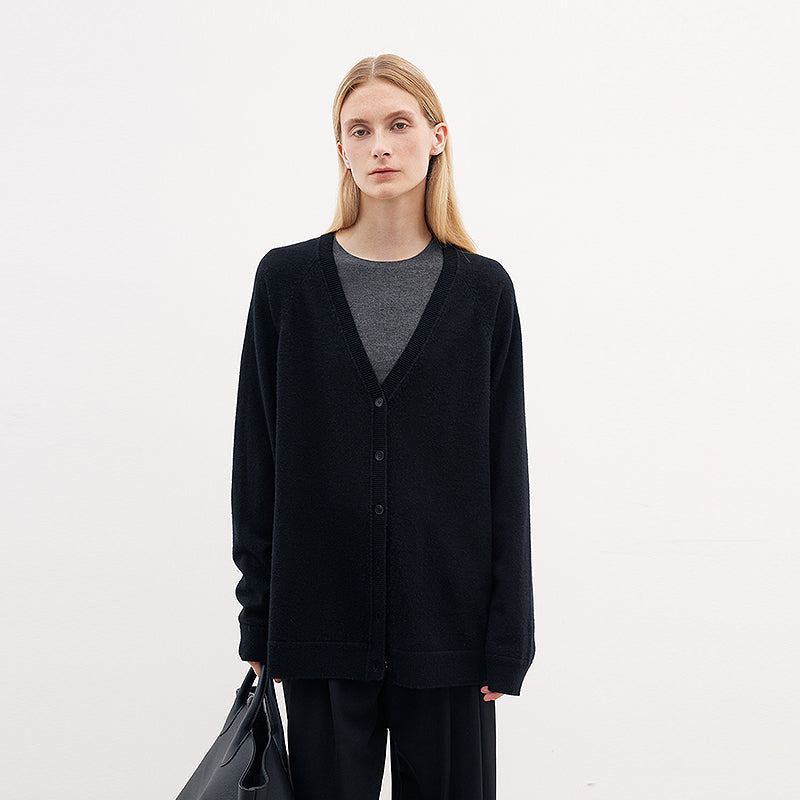 Australian merino wool loose V-neck wool knitted cardigan-9