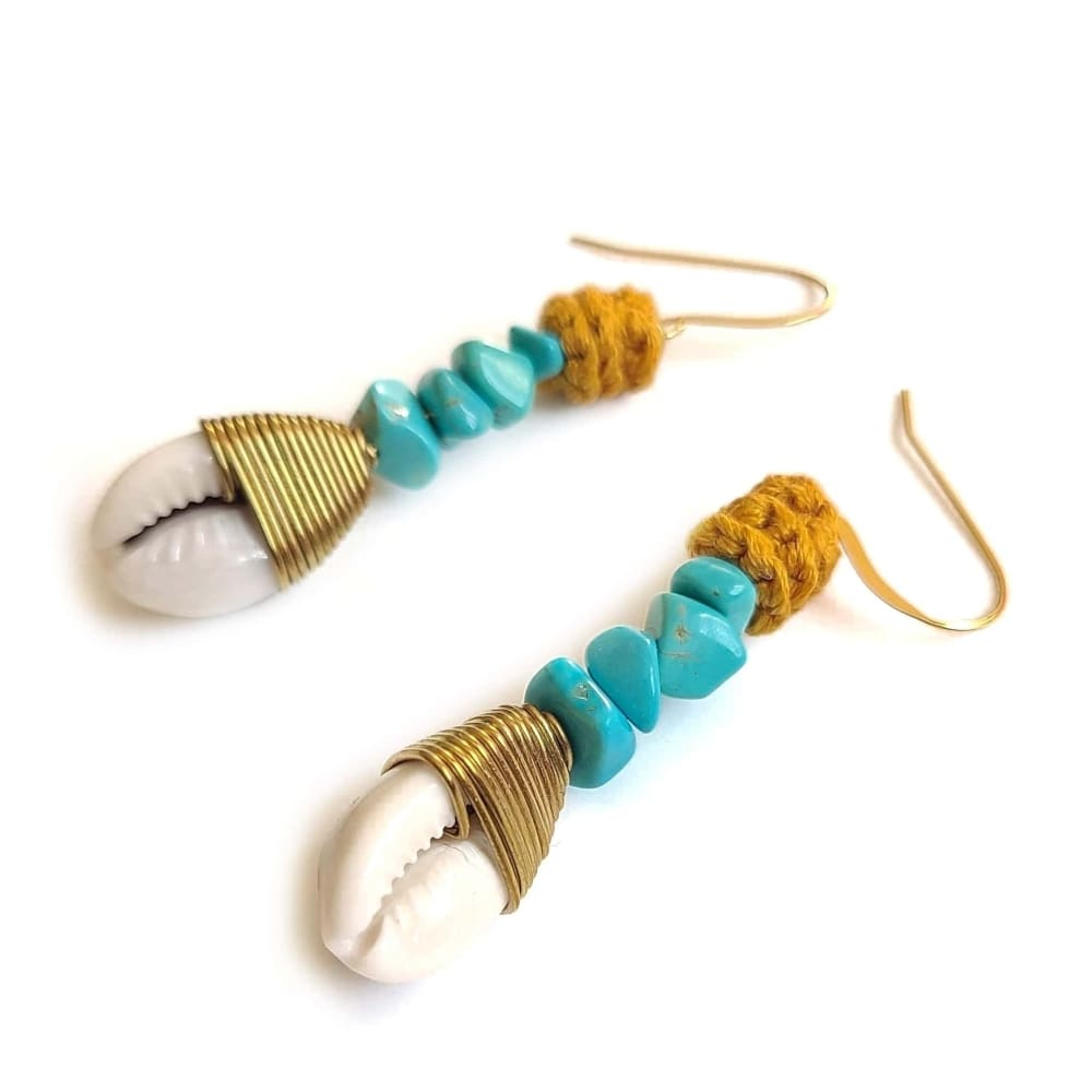 Wagnerite Turquoise Cowrie Shell Earrings-2