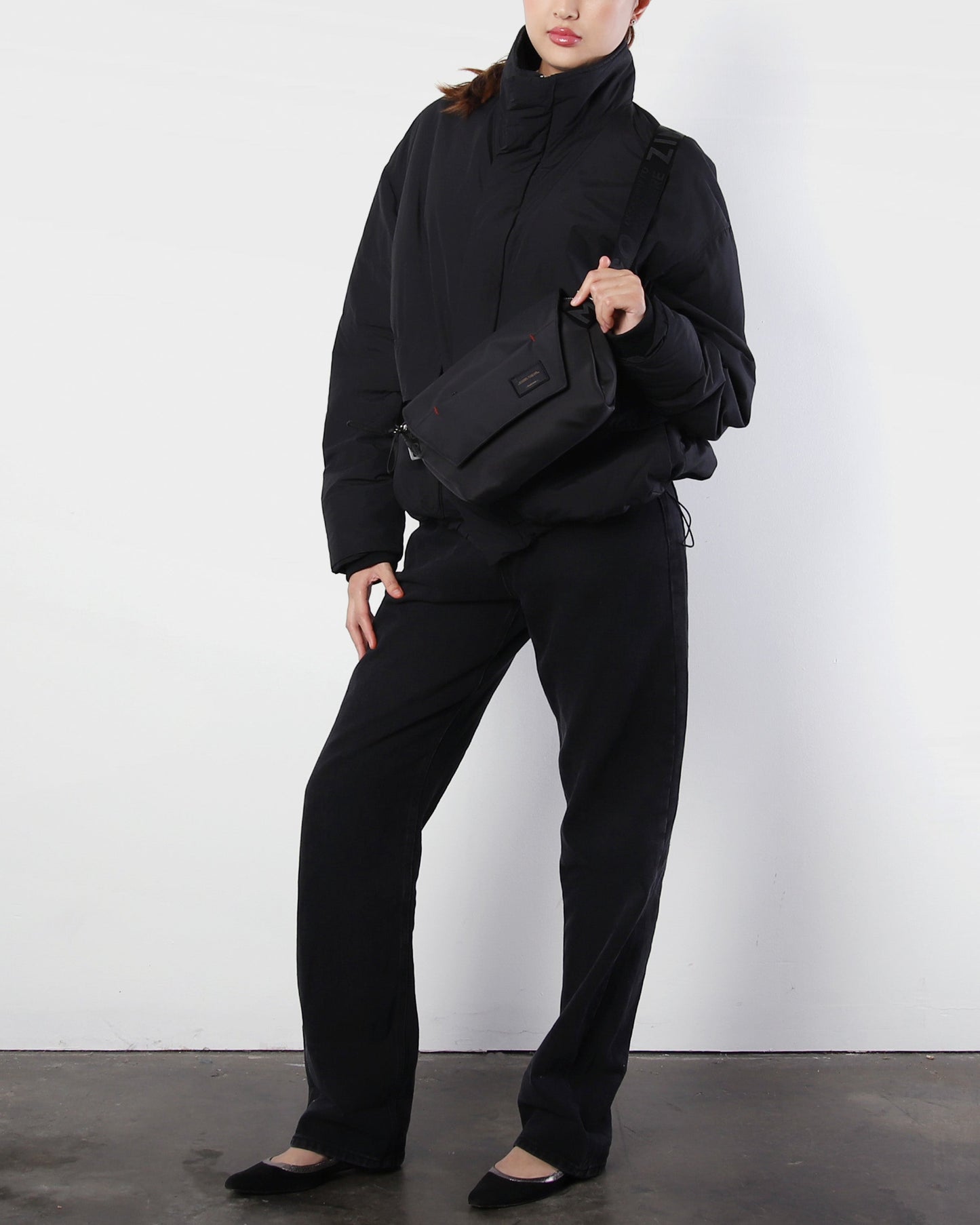 LAX ZIP FLAP FANNY-3