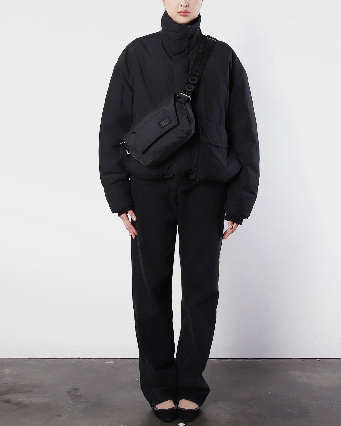 LAX ZIP FLAP FANNY-1