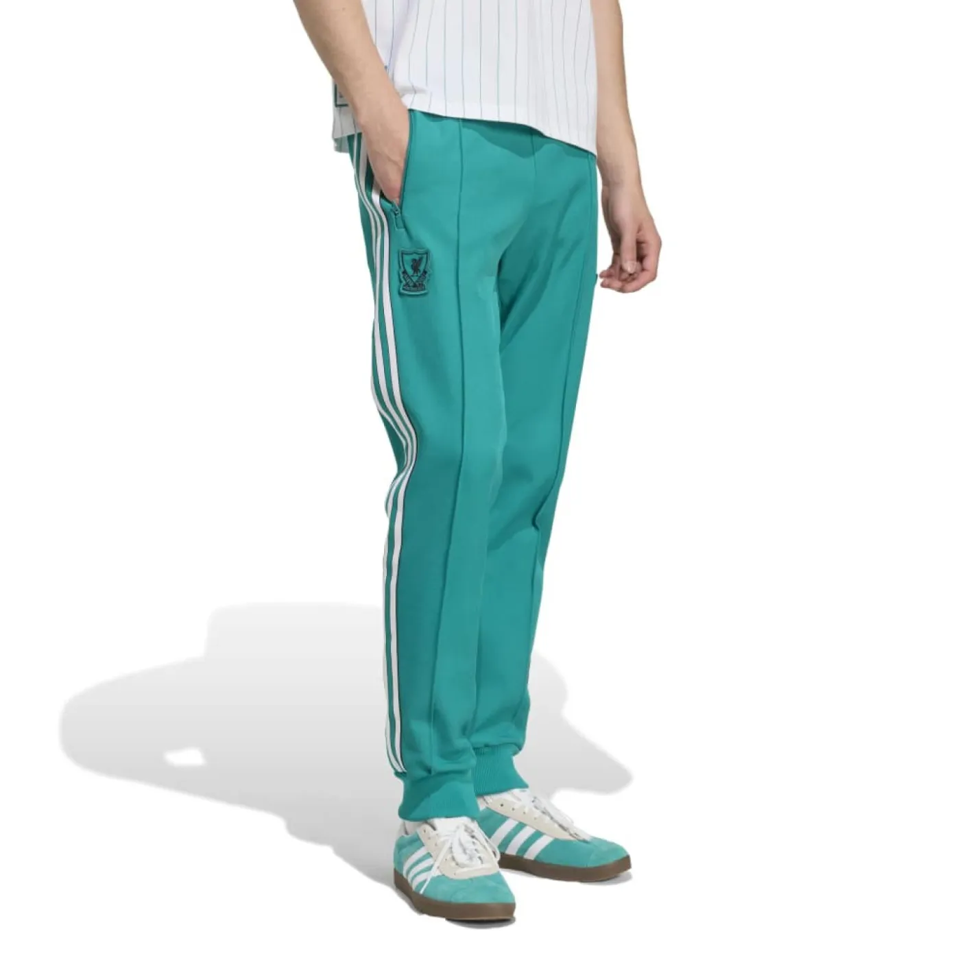 Liverpool FC Originals casual presentation tracksuit 2025/26 - Adidas-3