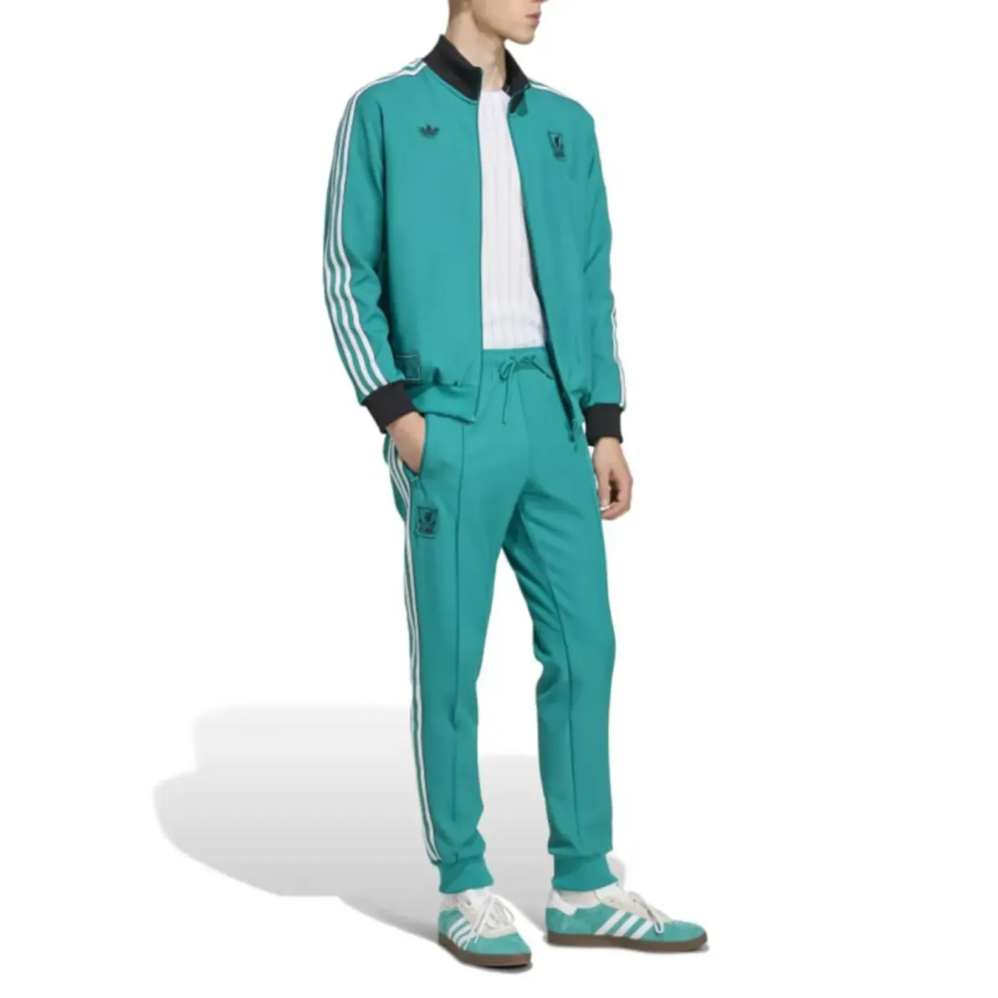 Liverpool FC Originals casual presentation tracksuit 2025/26 - Adidas-2
