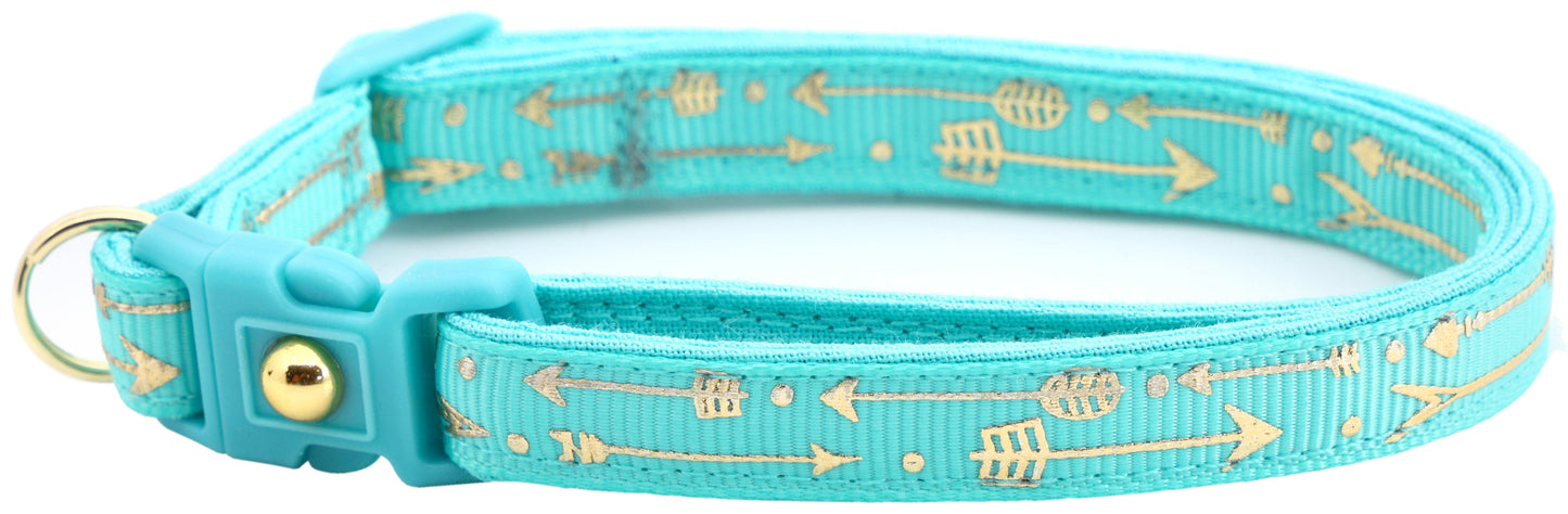 Metallic Gold Arrows Breakaway Cat Collar-36