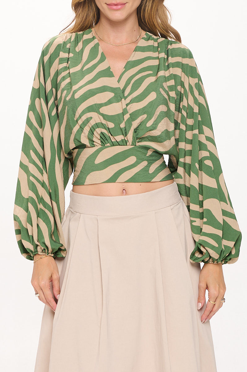 Print V neck Crop Top w Smock Detail-1