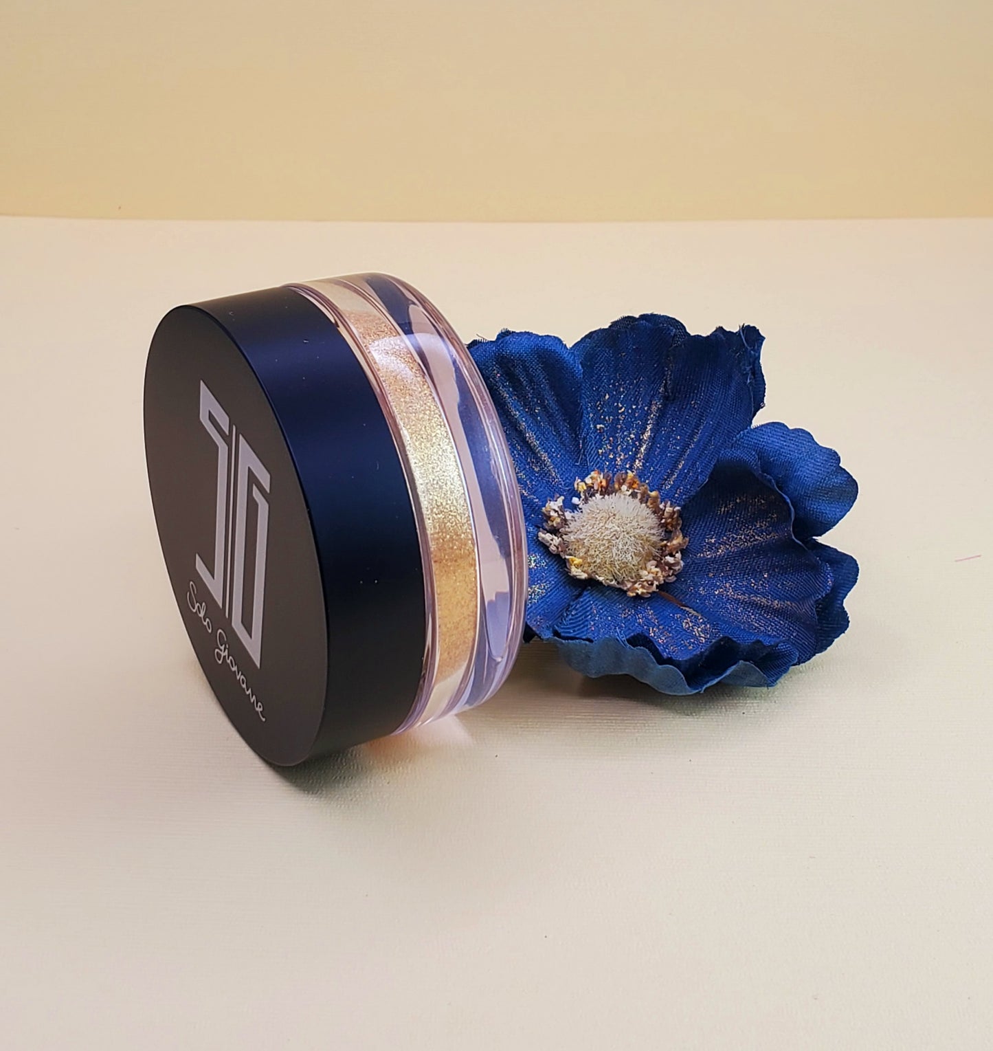 Gold Shine Bright Highlighting Powder-0