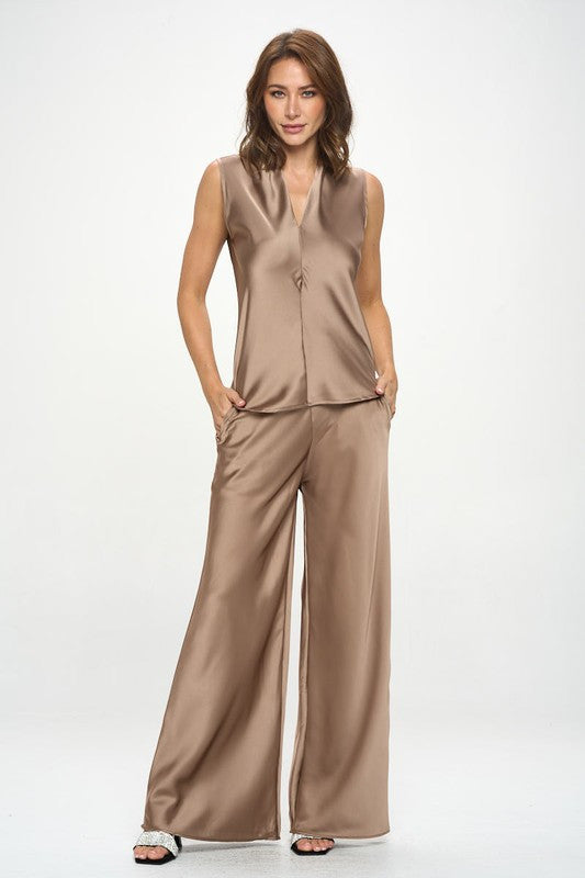 Stretch Satin Pants w/ Elastic Waist and Pockets-4