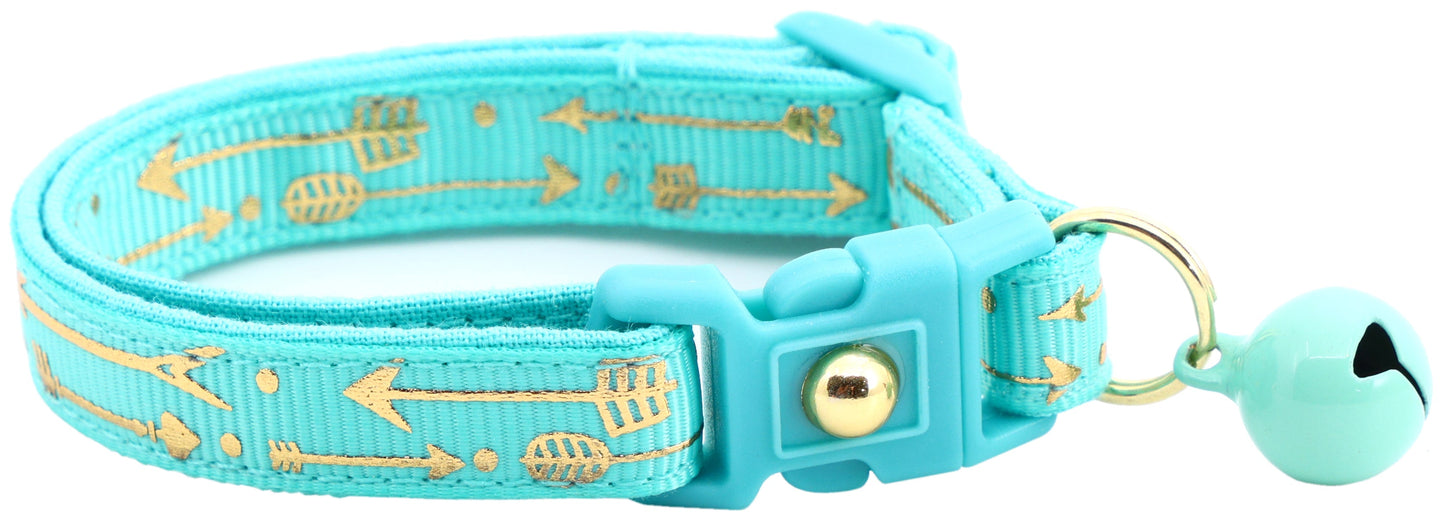 Metallic Gold Arrows Breakaway Cat Collar-9