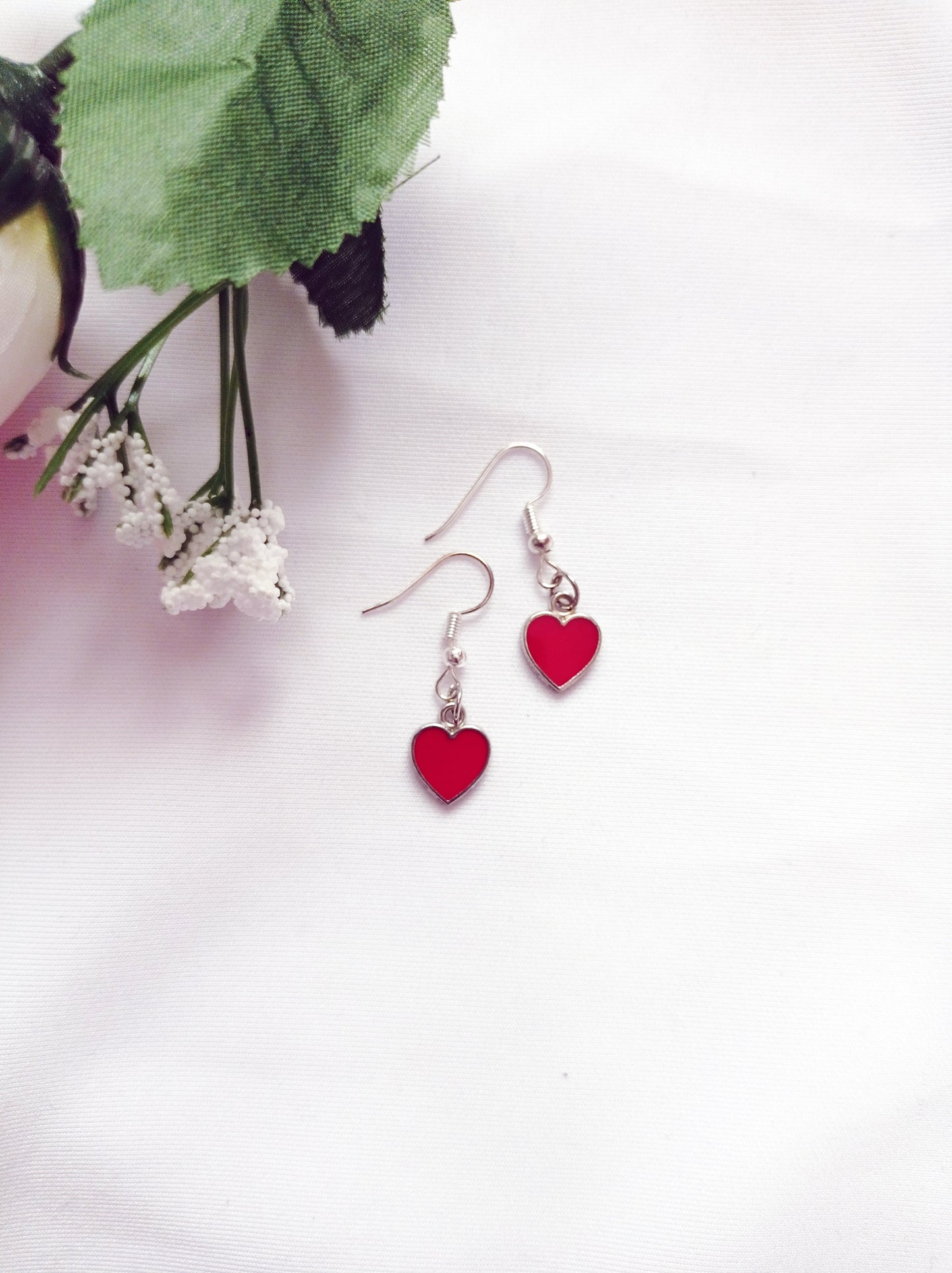 Classic Red Hearts Earrings, Playing Cards inspired Queen of Hearts | by lovedbynlanla-4