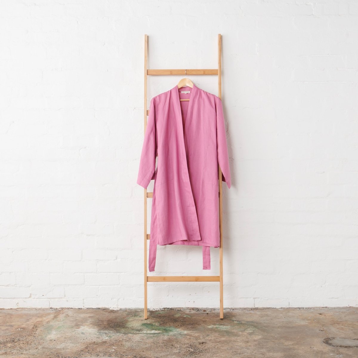 Linen Bathrobe - Fuchsia-3