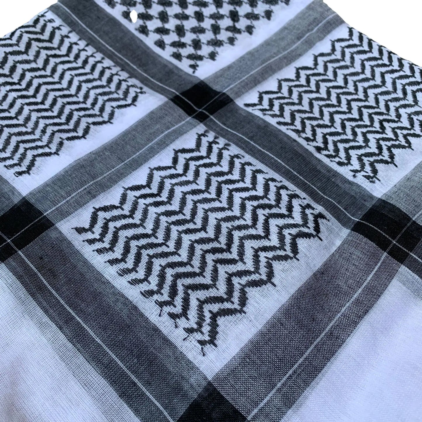 Men's Arab Headscarf for UAE Travel and Fashion