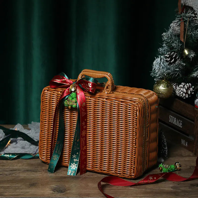 Portable Cane Woven Gift Box - Fashionable and Creative