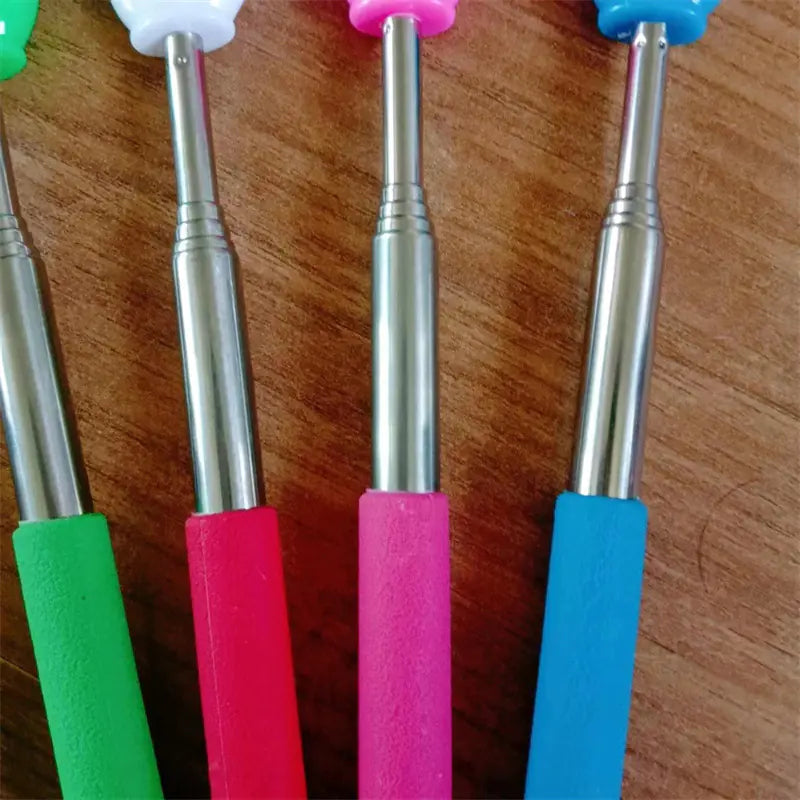 Retractable Teaching Pointer for Children's Reading