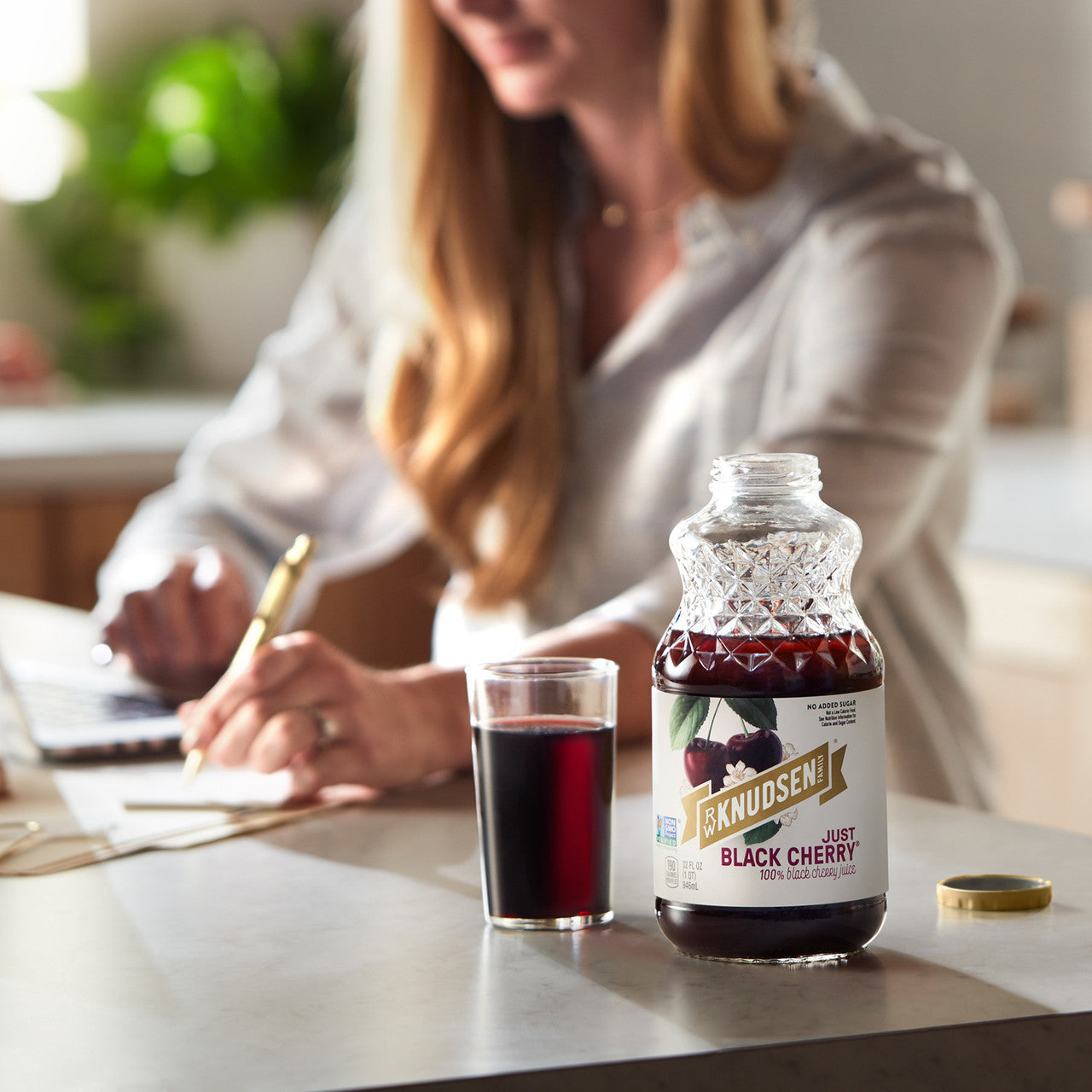 KNUD JUST BLK CHRRY JCE ( 6 X 32 OZ   )-4