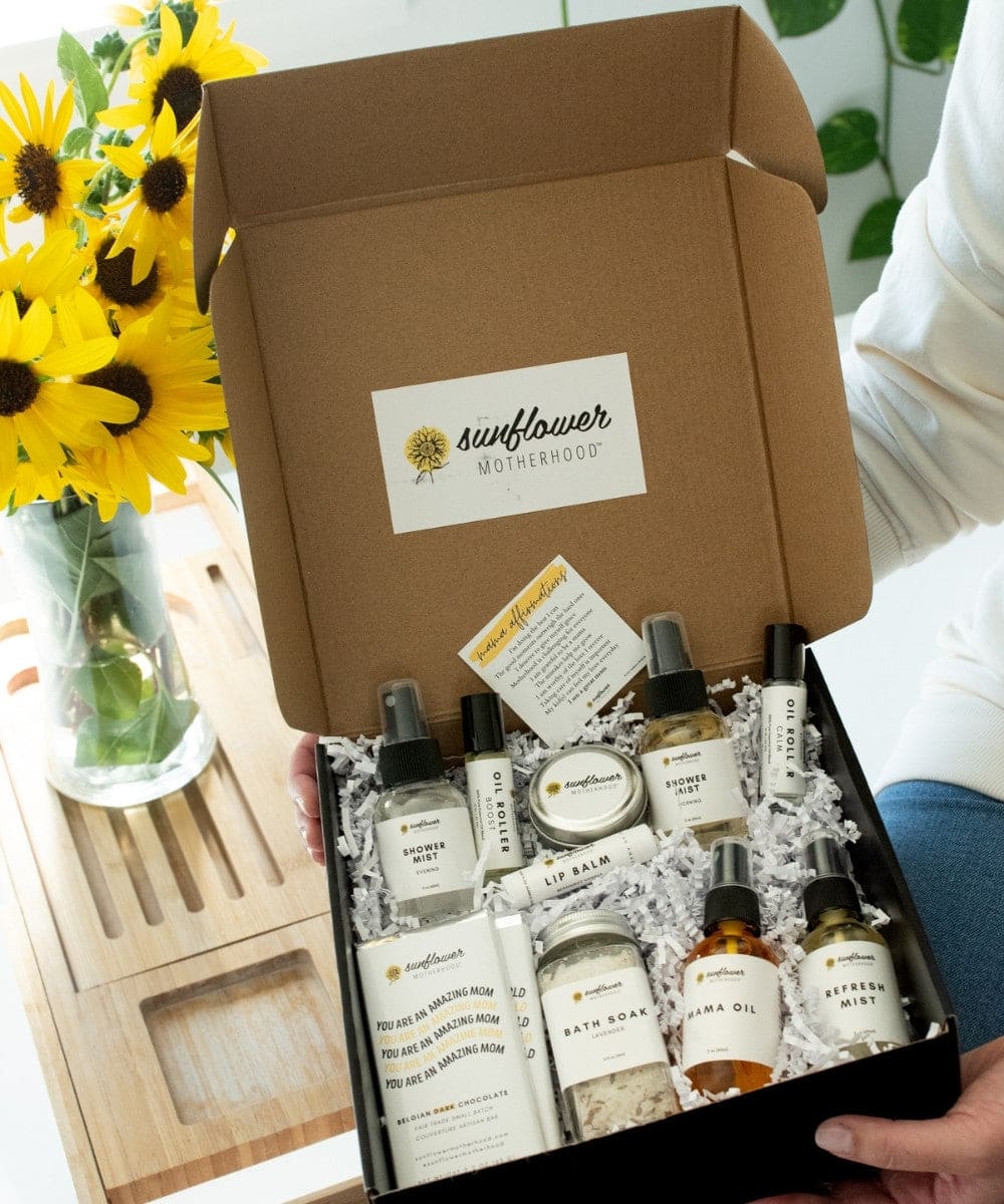 Deluxe Self Care Gift Box-4