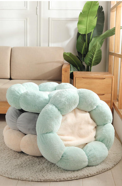 Floral Haven Pet Bed - Luxurious Flower-Shaped Blanket For Dogs And Cats-1
