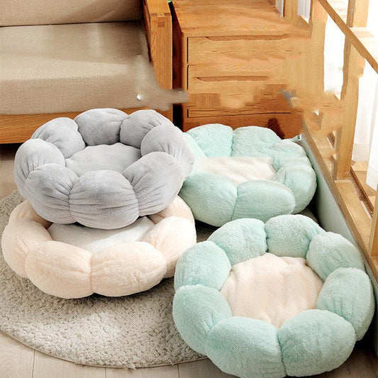 Floral Haven Pet Bed - Luxurious Flower-Shaped Blanket For Dogs And Cats-0