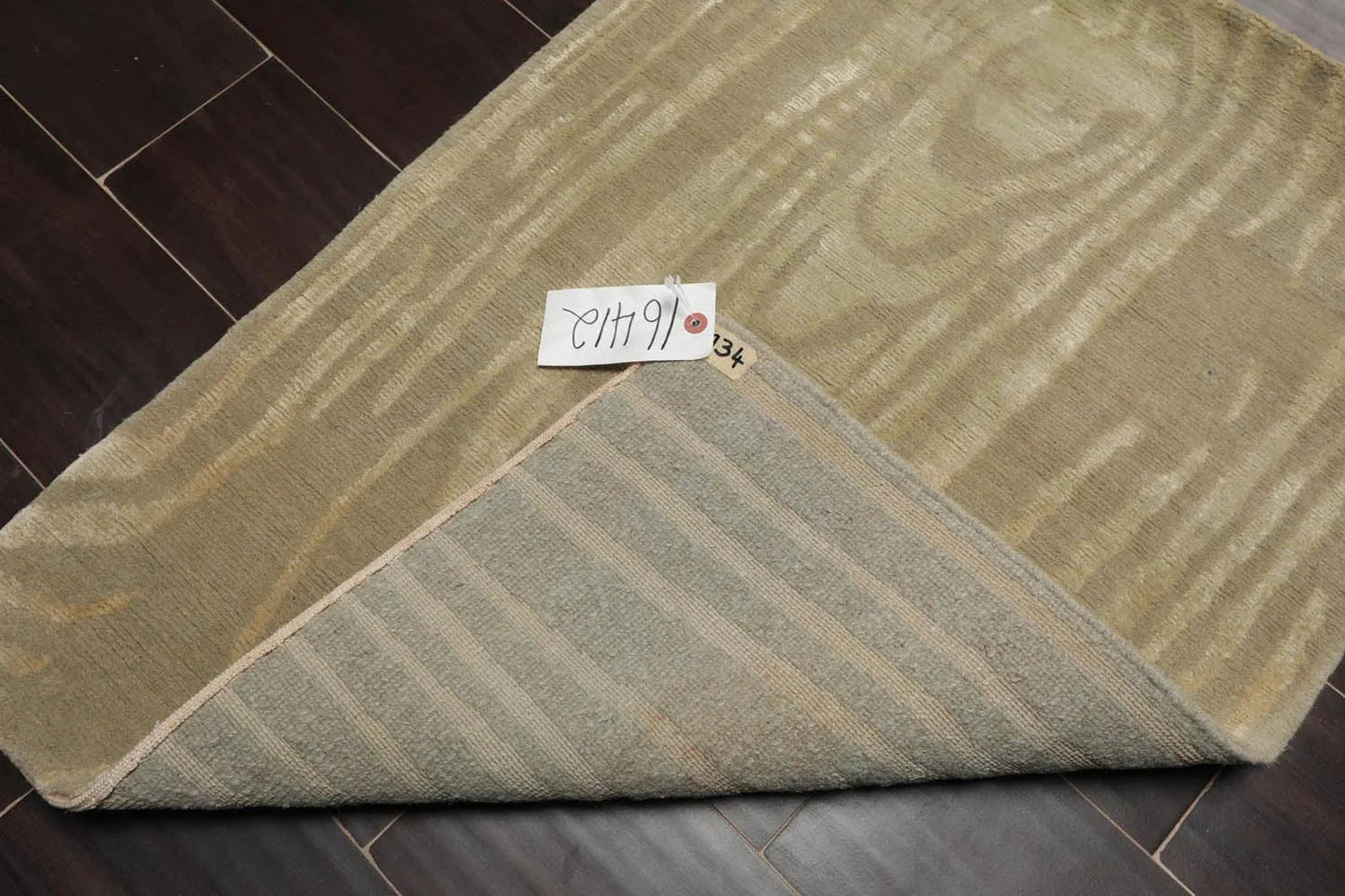 2’ x 3’ Hand Knotted Wool & Silk Modern Tibetan Oriental Area rug Gray-2