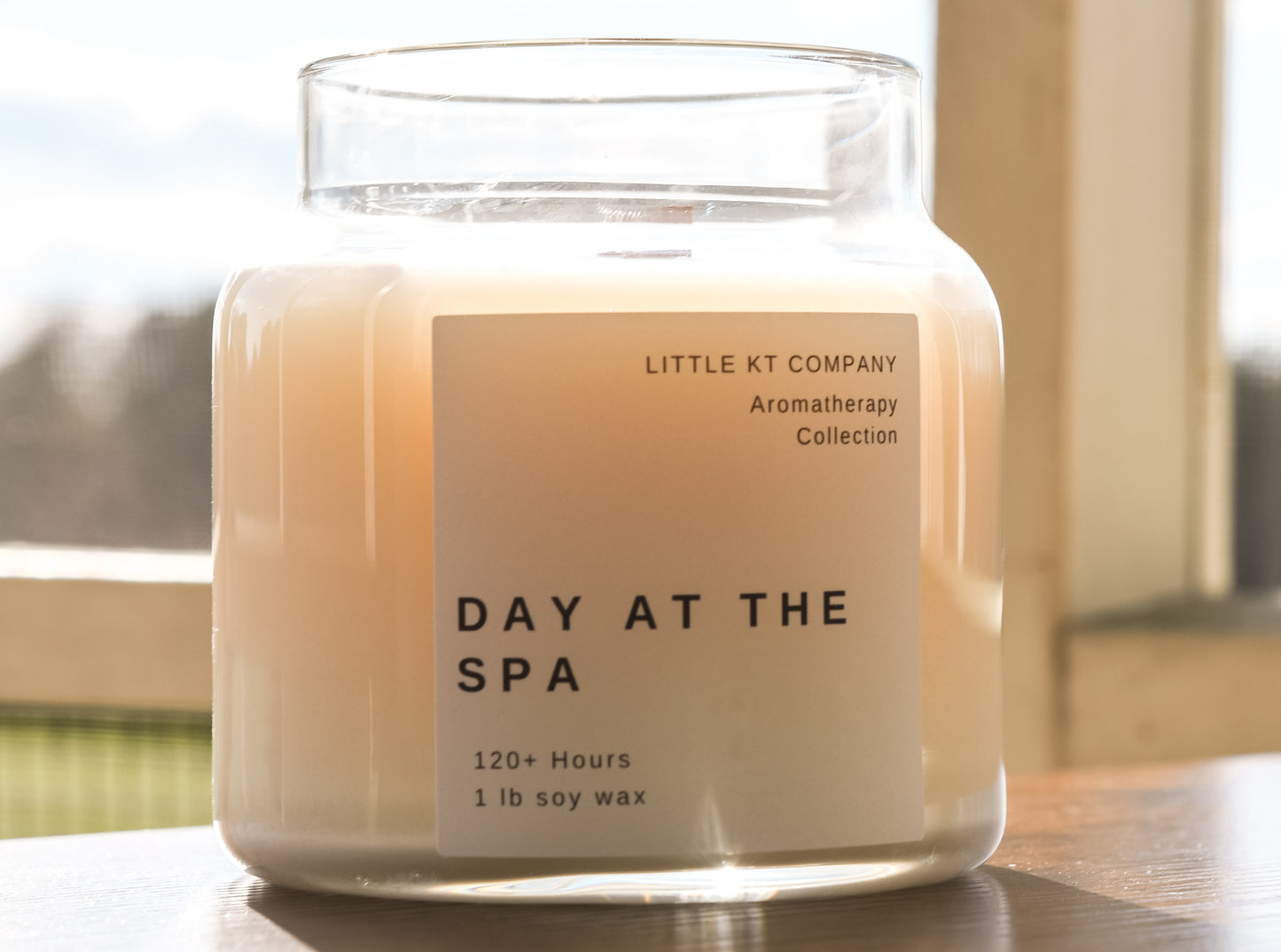 Day at the Spa – Wood Wick Aromatherapy Candle-3
