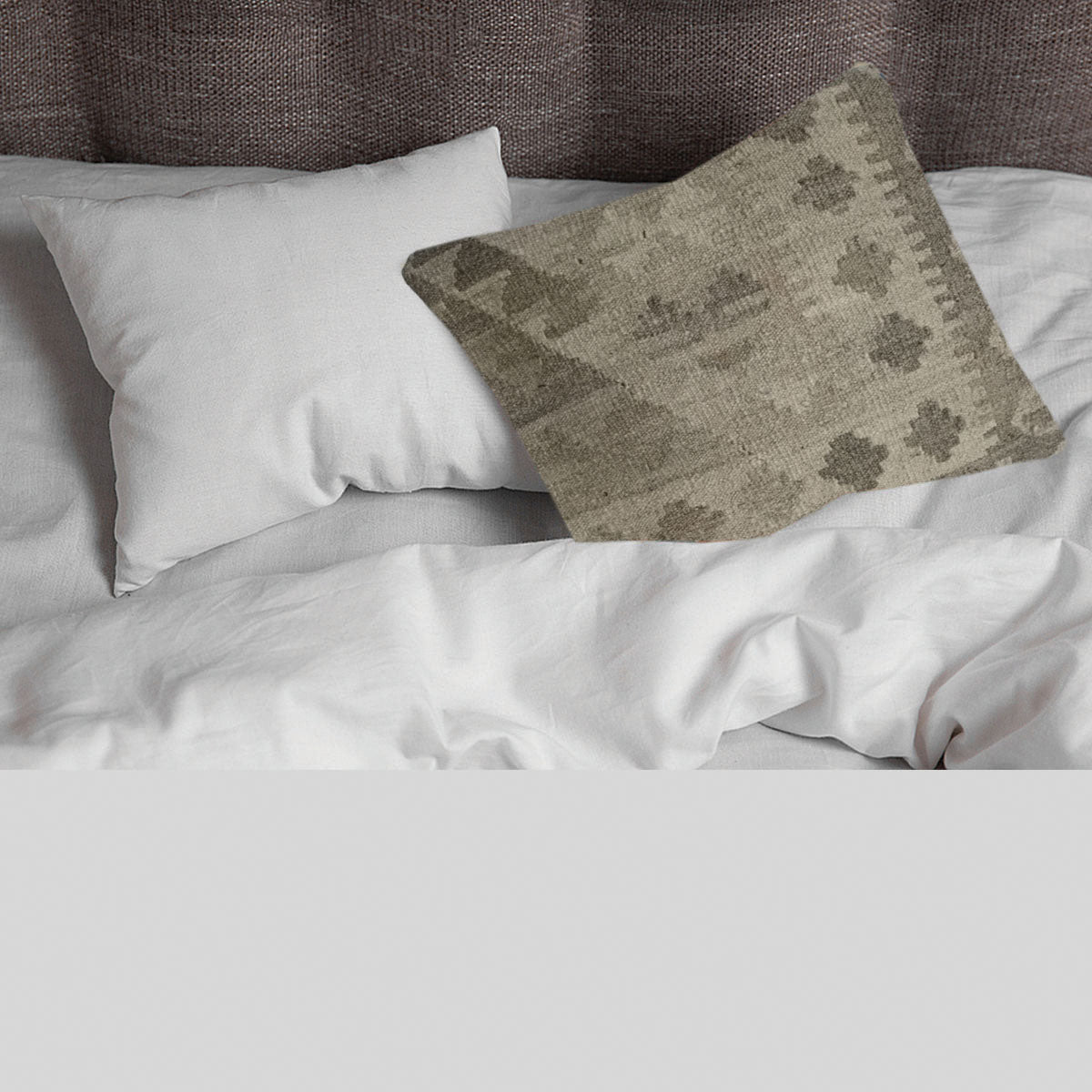 kilim-handwoven-flax-smoke-cushion-cover