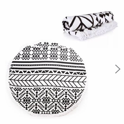Black Round Beach Towel-3
