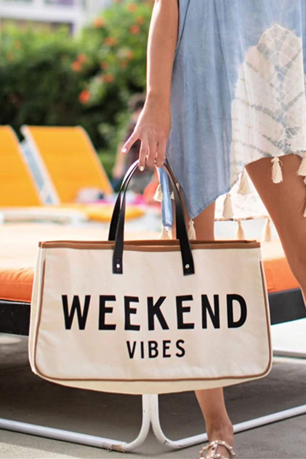 Alicia WEEKEND VIBES Canvas Tote-0