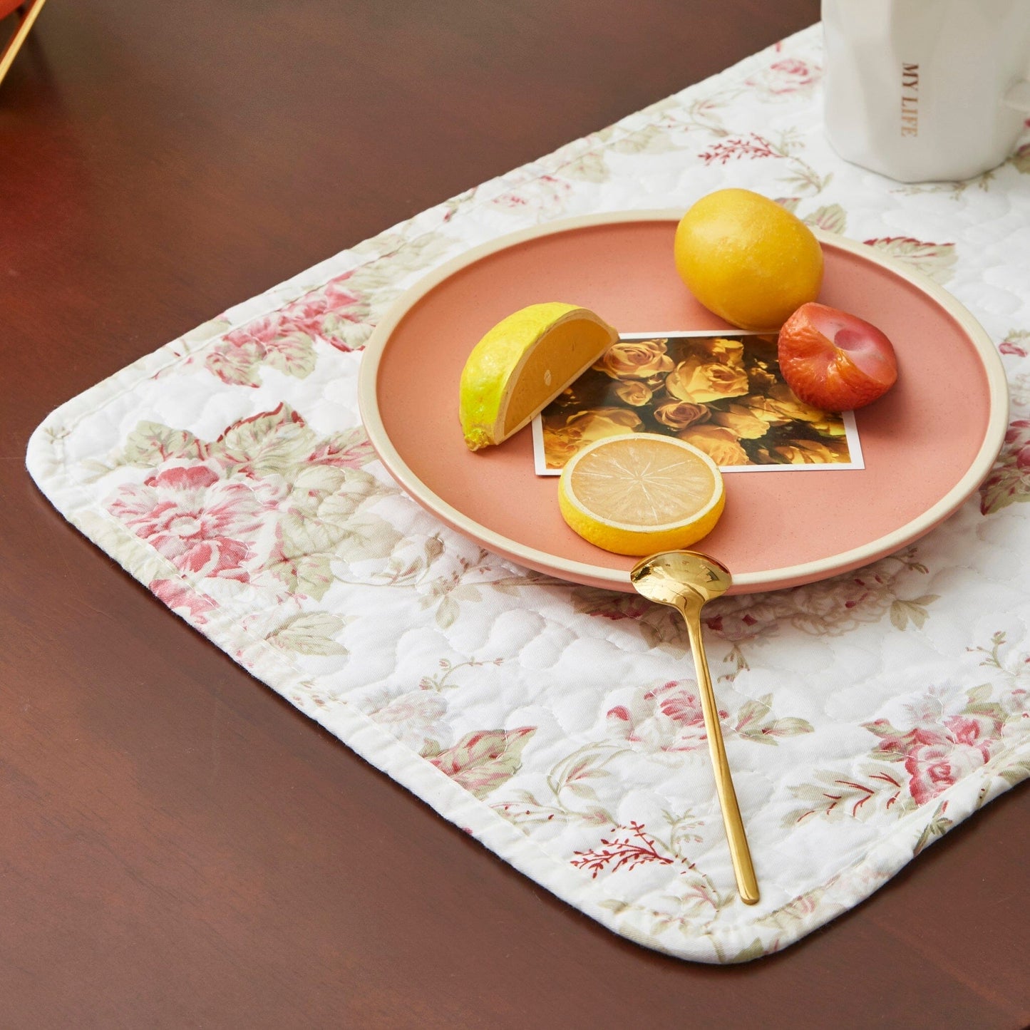 DaDa Bedding Set of 4-Pieces Dainty Cottage Floral Roses Quilted Cotton Dining Table Placemats 13” x 19” (3036)-1