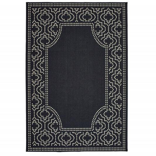 8' X 11' Black and Ivory Stain Resistant Indoor Outdoor Area Rug-0